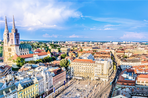 Luftsicht auf die Stadt Zagreb in Kroatien