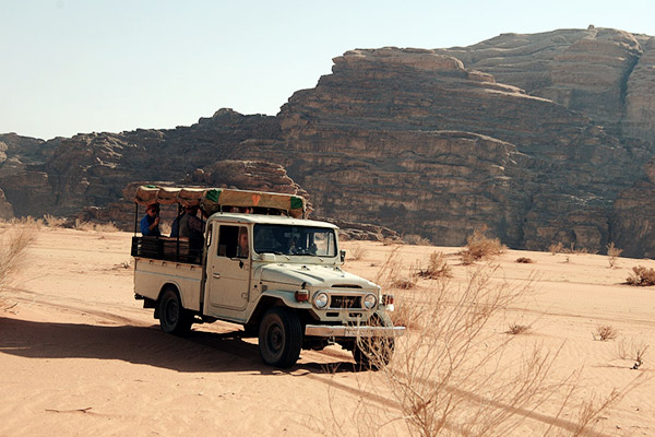 Land Rover, Wadi Rum Jordanien