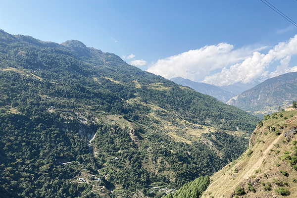 Überwältigende Aussicht auf die Landschaft Nepals