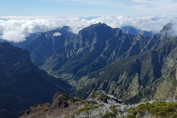 Ausblick vom Gipfel des Pico Ruivo