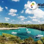 Boote am Strand Cala Mondrago auf Mallorca