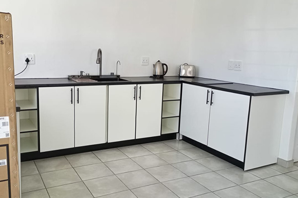 Mama Sindis Suppenküche nach der Renovierung