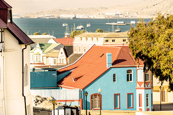 Pastellfarbene Häuser in Swakopmund