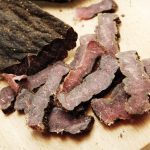 Aufgeschnittenes, geräuchertes Fleisch