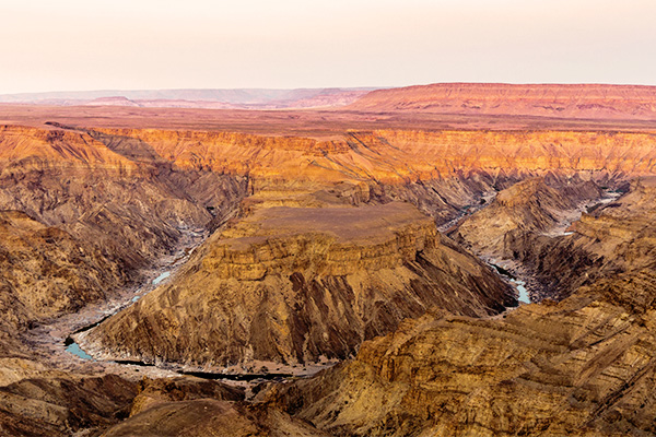 Der Fish River Canyon in der Morgensonne