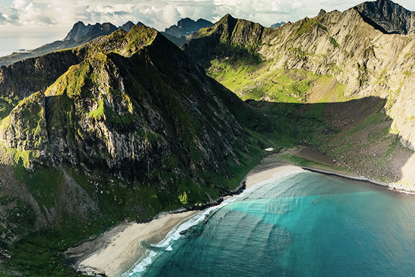 Blick auf die Kvalvika Bucht