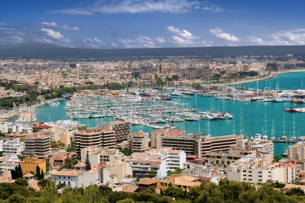 Aussicht auf den Hafen von Palma