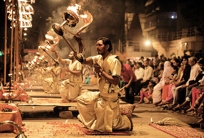 phaenomene-totenrituale-hinduismus-feuerzeremonie