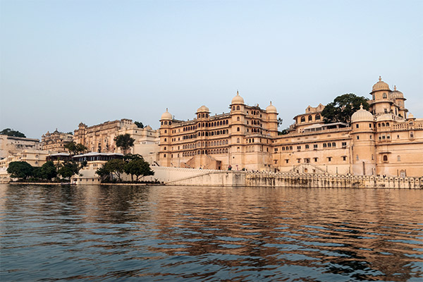 Udaipur am Pichhola See, Rajasthan