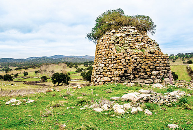 Typische Nuraghe