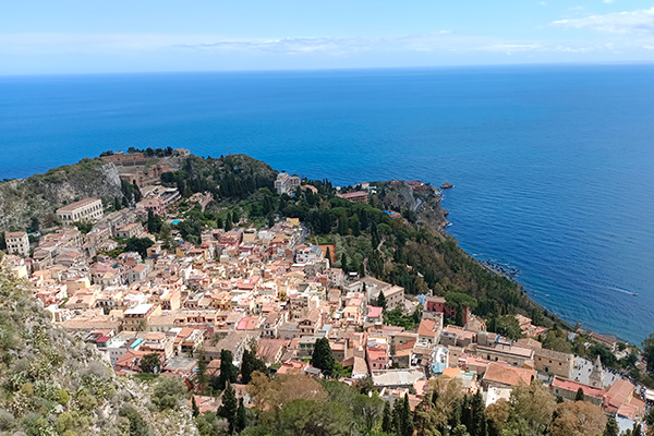 Der Blick über Taormina