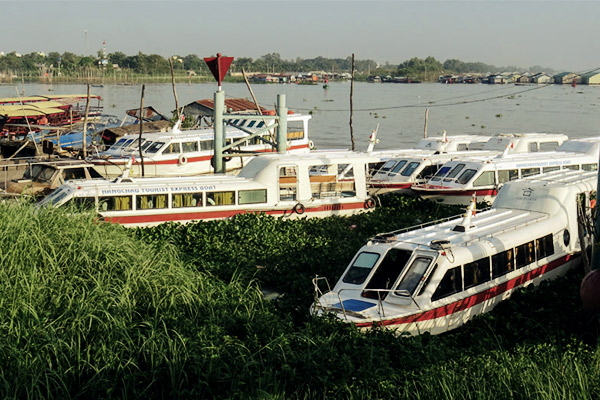 peedboot Phnom Penh, Vietnam