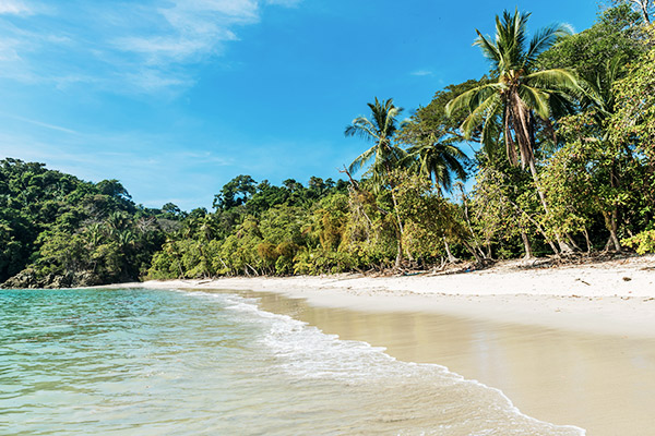 Weisser Strand im Manuel Antonio Nationalpark, Costa Rica