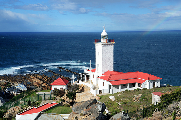 Der Leuchtturm und die Küste von Mossel Bay