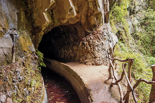 Levada Tunnel, Madeira