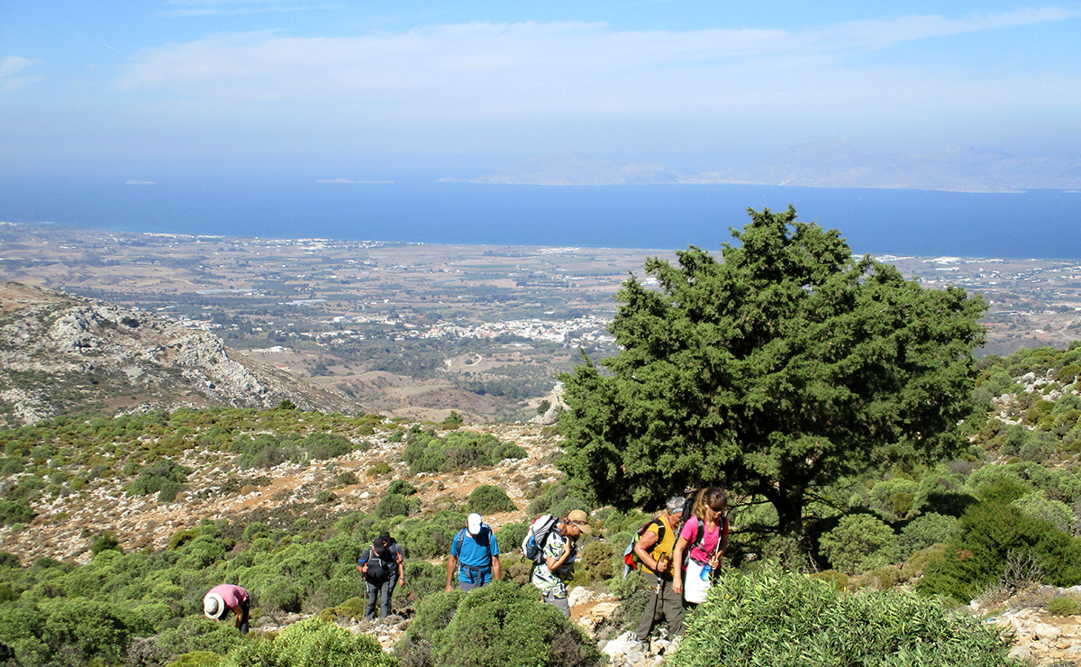 Wandergruppe auf Kos unter der Führung von ASI Guide Sara