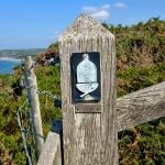 Zeichen des Pembrokeshire Coast Path 